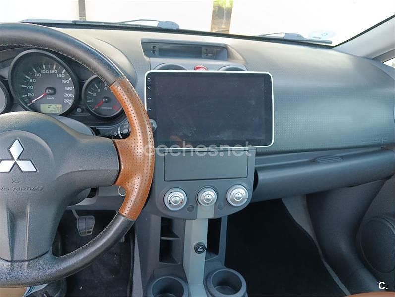 Usado Mitsubishi Colt Instyle 109 CV (80 kW) 2007 Negro Descapotable
