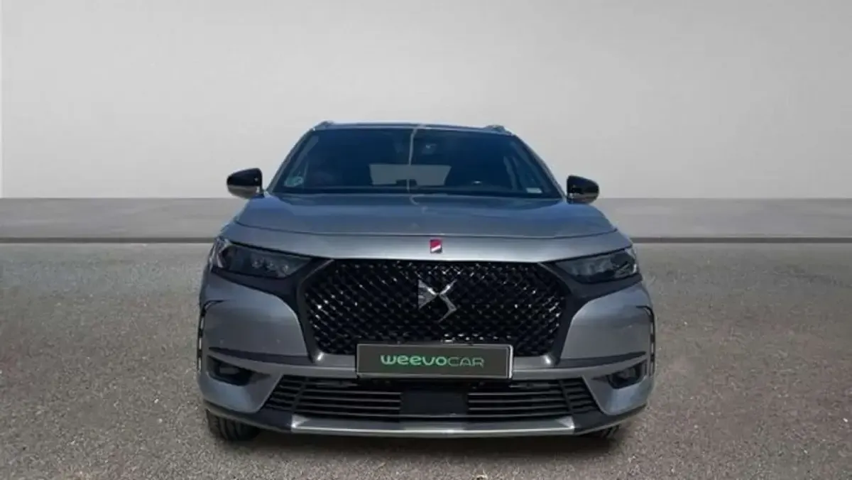 Usado DS Automobiles DS7 Crossback So Chic 131 CV (96 kW) 2019 Gris SUV