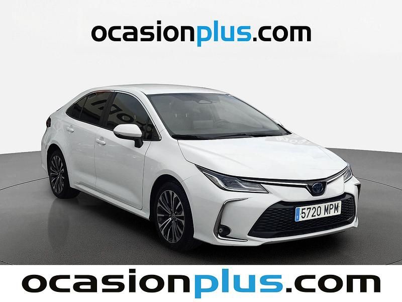 Usado Toyota Corolla Style 140 CV (102 kW) 2024 Blanco Berlina