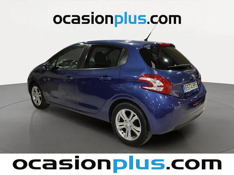 Usado Peugeot 208 Active 82 CV (60 kW) 2013 Azul Utilitario