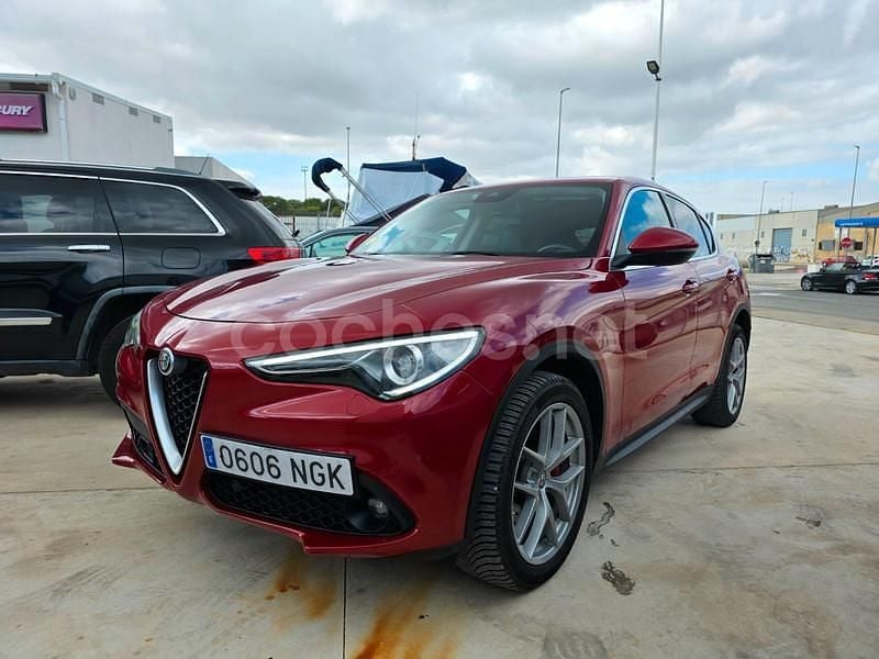 Rojo Usado 2017 Alfa Romeo Stelvio Super SUV | 19.990 € (Buen precio) - Imagen 1/4