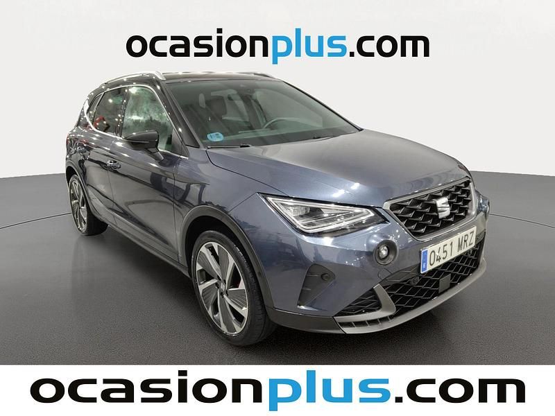 Usado Seat Arona FR 150 CV (110 kW) 2024 Gris SUV