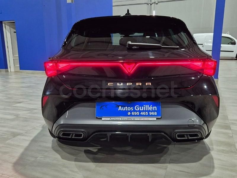 Usado Cupra Leon 150 CV (110 kW) 2025 Negro Berlina