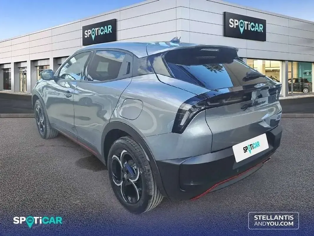 Nuevo Alfa Romeo GT Junior Edizione Speciale 147 CV (108 kW) 2025 Gris SUV