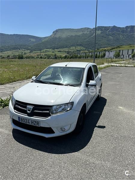Blanco Usado 2014 Dacia Sandero Stepway Utilitario | 2900 € (Super precio) - Imagen 1/4