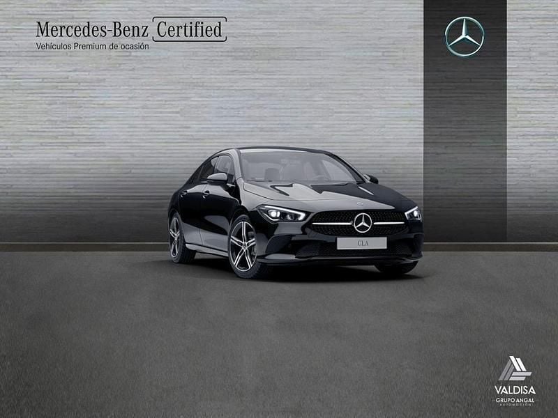 Usado Mercedes CLA180 136 CV (100 kW) 2023 Negro Berlina