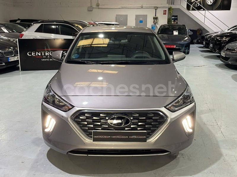 Usado Hyundai Ioniq 141 CV (103 kW) 2022 Beige Utilitario
