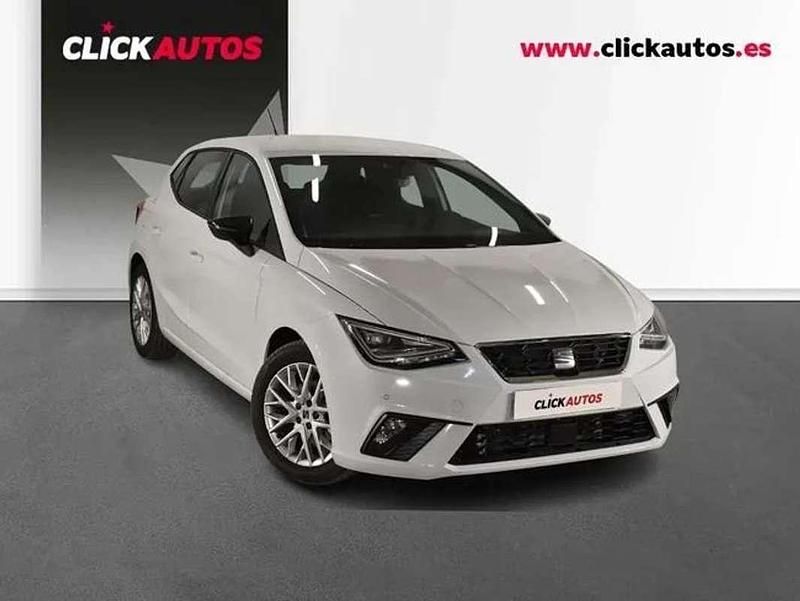 Usado Seat Ibiza FR 116 CV (85 kW) 2025 Blanco Utilitario