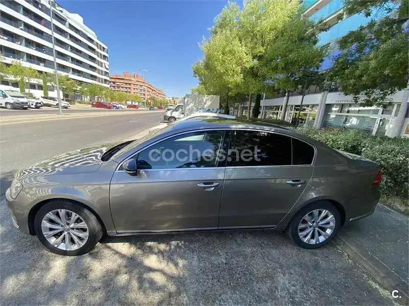 Usado VW Passat Advance 140 CV (102 kW) 2014 Beige Berlina