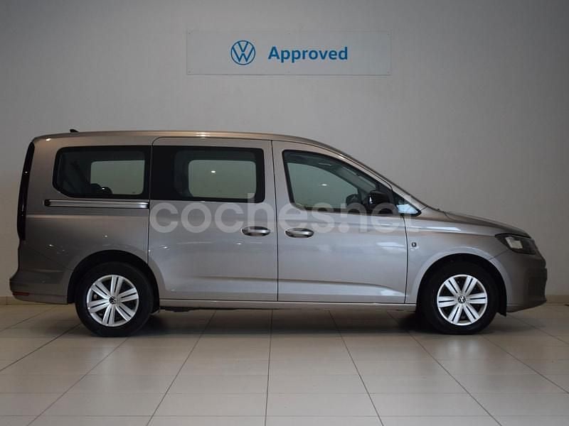 Usado VW Caddy Maxi 122 CV (89 kW) 2025 Beige Monovolumen