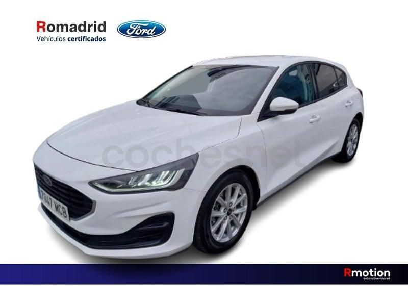 Usado Ford Focus Trend 120 CV (88 kW) 2022 Blanco Berlina