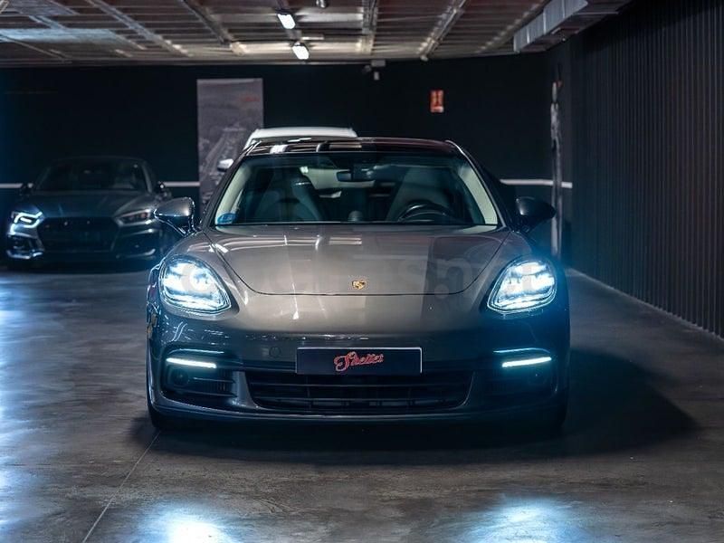 Usado Porsche Panamera 4 462 CV (339 kW) 2018 Gris / plata Berlina