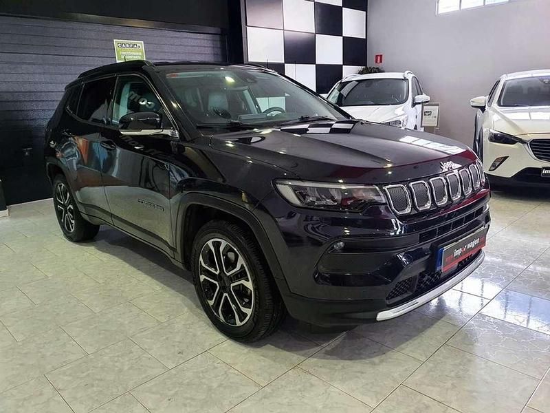 Usado Jeep Compass Limited 131 CV (96 kW) 2021 Negro SUV