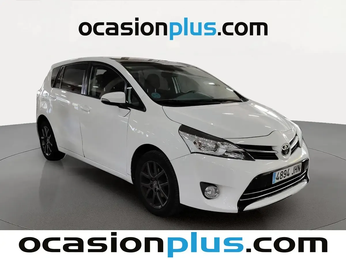 Usado Toyota Verso Advance 132 CV (97 kW) 2015 Blanco Monovolumen