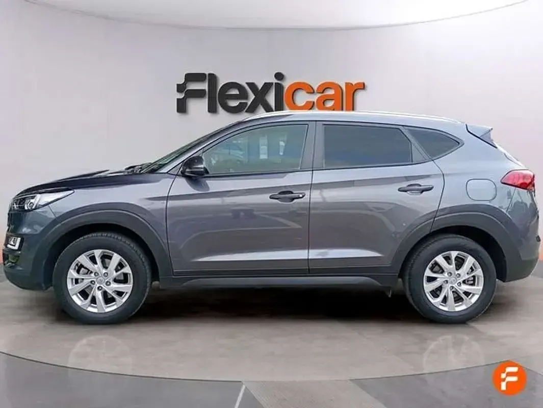 Usado Hyundai Tucson 132 CV (97 kW) 2018 Gris SUV