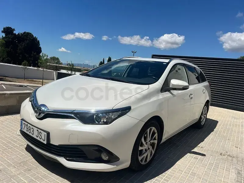 Brugt Toyota Auris Active 112 HK (82 kW) 2016 Hvid Stationcar