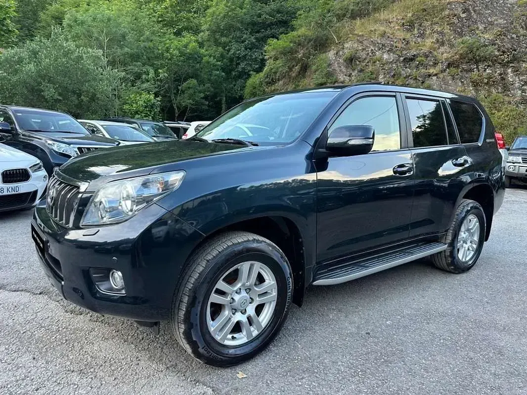 Usado Toyota Land Cruiser Edition 204 CV (150 kW) 2011 Azul SUV