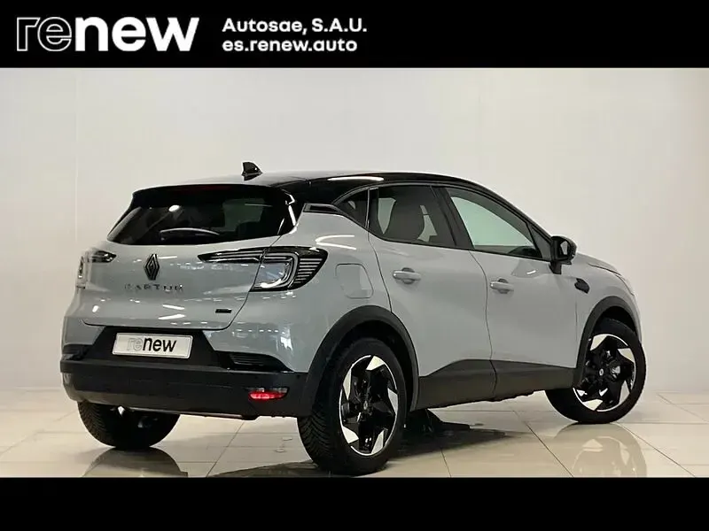 Usado Renault Captur Techno 145 CV (106 kW) 2025 Gris SUV