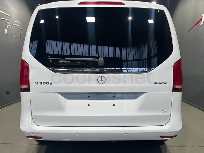 Usado Mercedes V300 Avantgarde 239 CV (175 kW) 2019 Blanco Monovolumen