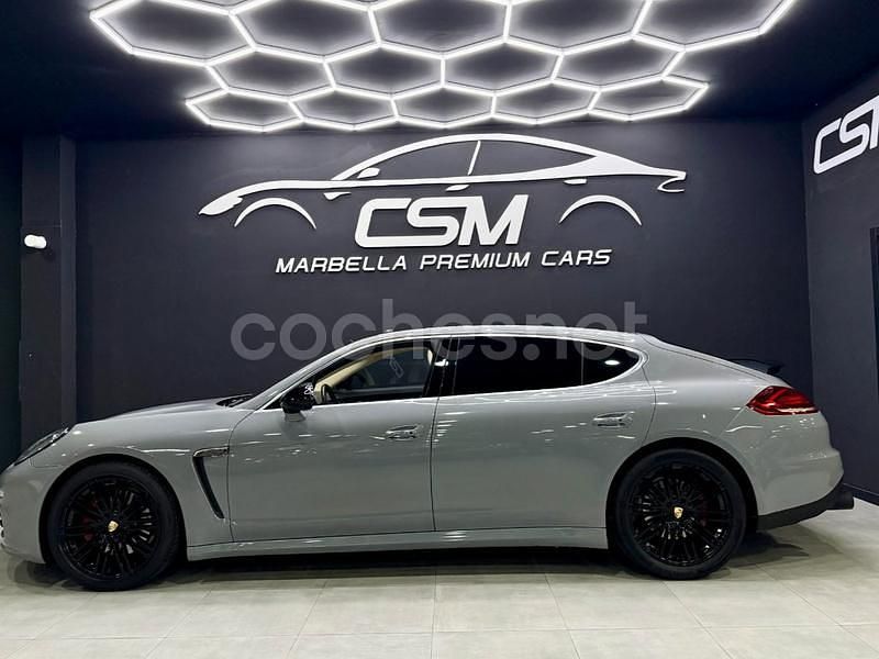 Usado Porsche Panamera Executive 420 CV (308 kW) 2013 Gris / plata Utilitario