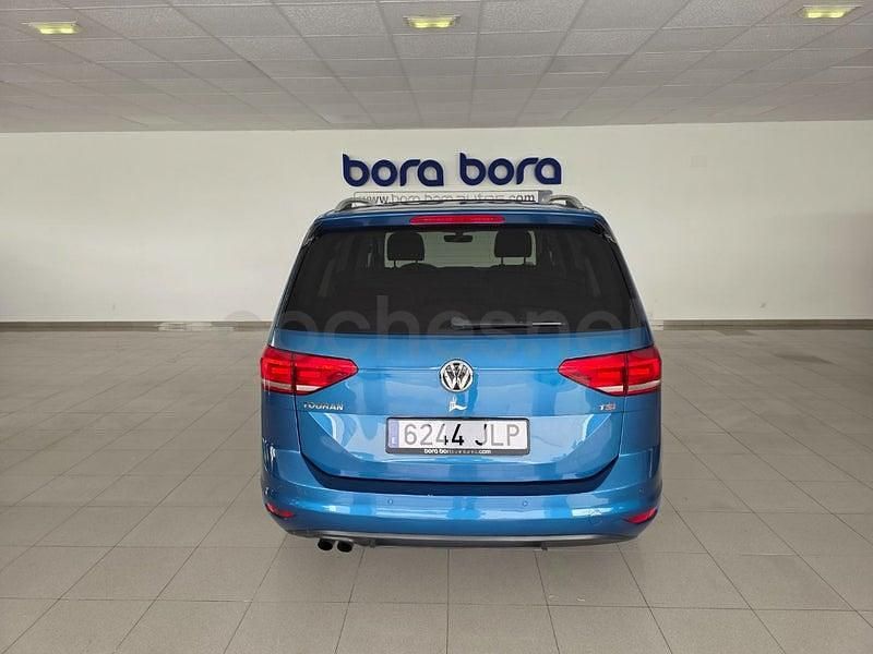 Usado VW Touran Sportline 150 CV (110 kW) 2016 Azul Monovolumen