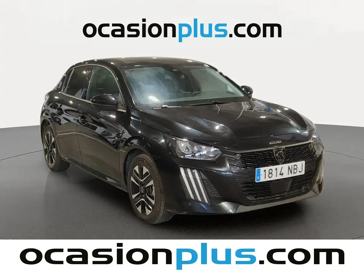 Usado Peugeot 208 Allure 100 CV (73 kW) 2025 Negro Utilitario