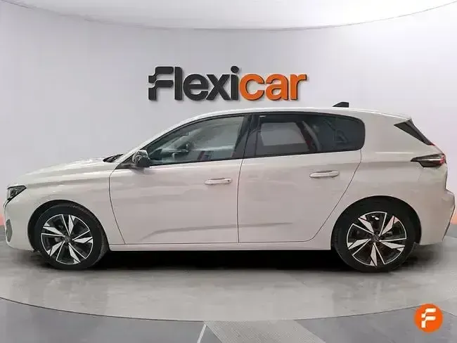 Usado Peugeot 308 Allure 130 CV (95 kW) 2024 Gris