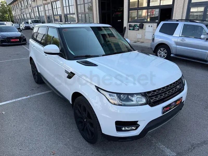 Usado Land Rover Range Rover SE 256 CV (188 kW) 2013 Blanco SUV