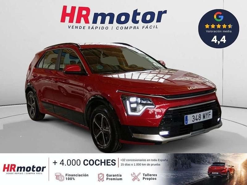 Usado Kia Niro 131 CV (96 kW) 2025 Rojo SUV