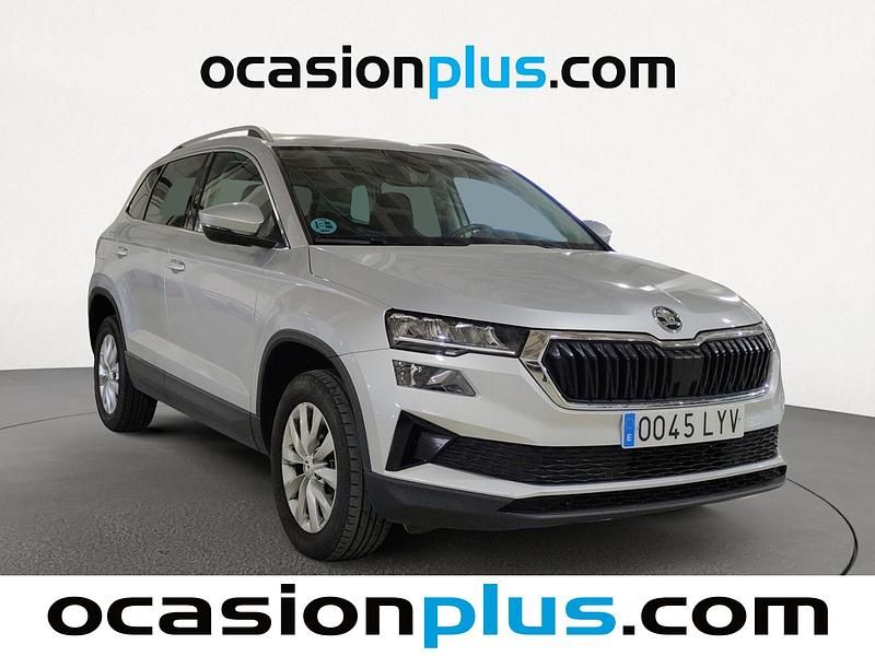 Usado Skoda Karoq Ambition 150 CV (110 kW) 2022 Gris / plata SUV