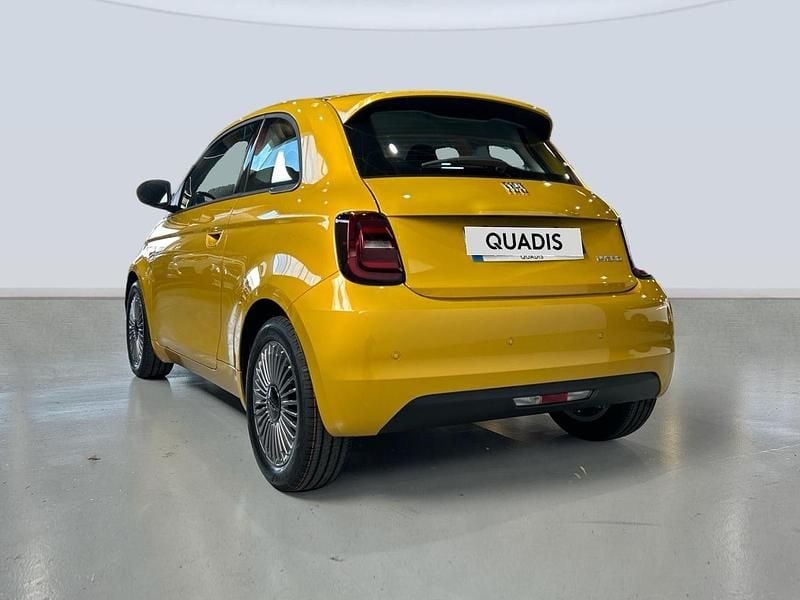 Nuevo Fiat 500 65 CV (47 kW) 2026 Amarillo Utilitario