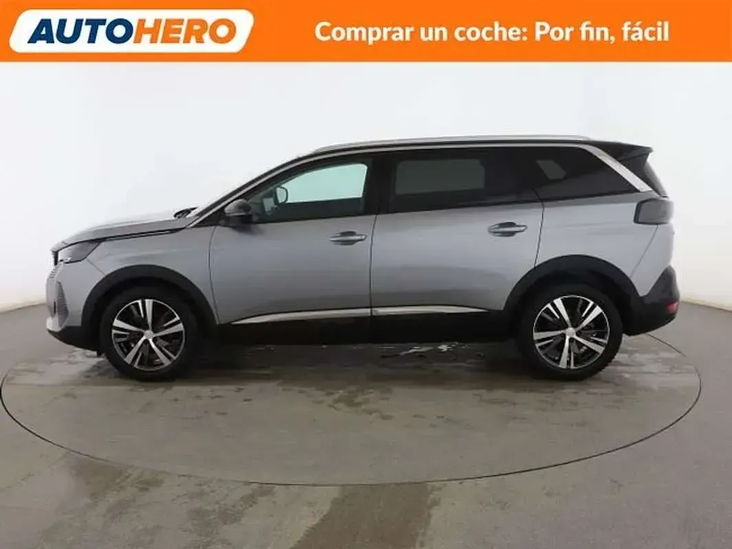 Usado Peugeot 5008 Allure 131 HP (96 kW) 2021 Cinzento SUV