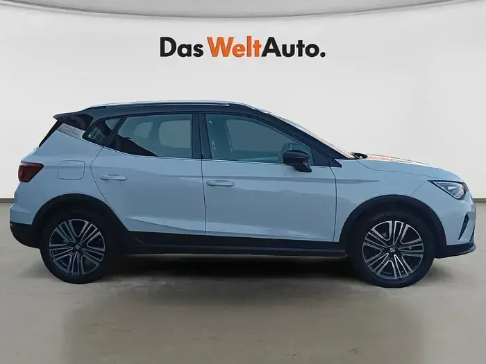 Usado Seat Arona FR 115 CV (84 kW) 2024 Blanco SUV