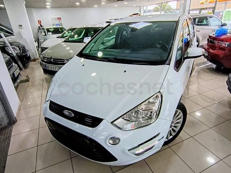 Usado Ford S-MAX Limited 140 CV (102 kW) 2015 Blanco Monovolumen