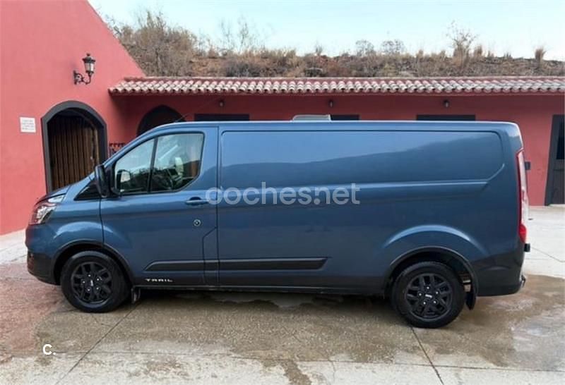Usado Ford Transit Custom Nugget 185 CV (136 kW) 2022 Azul Monovolumen