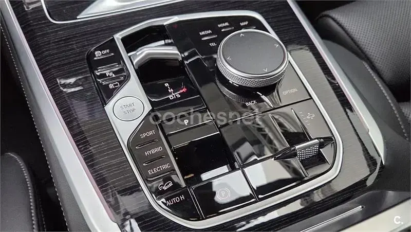 Usado BMW X5 xLine 298 CV (219 kW) 2024 Gris / plata SUV