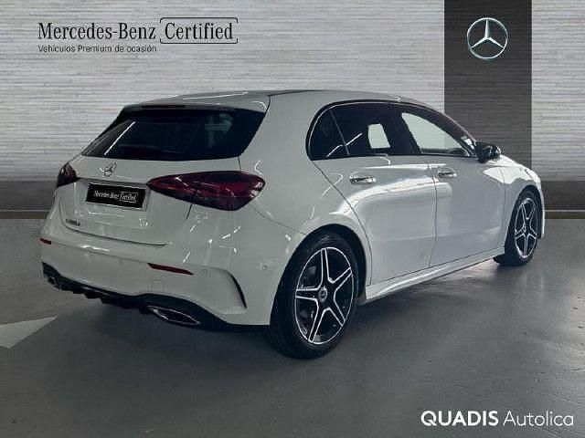 Usado Mercedes A200 AMG line 150 CV (110 kW) 2025 Blanco polar