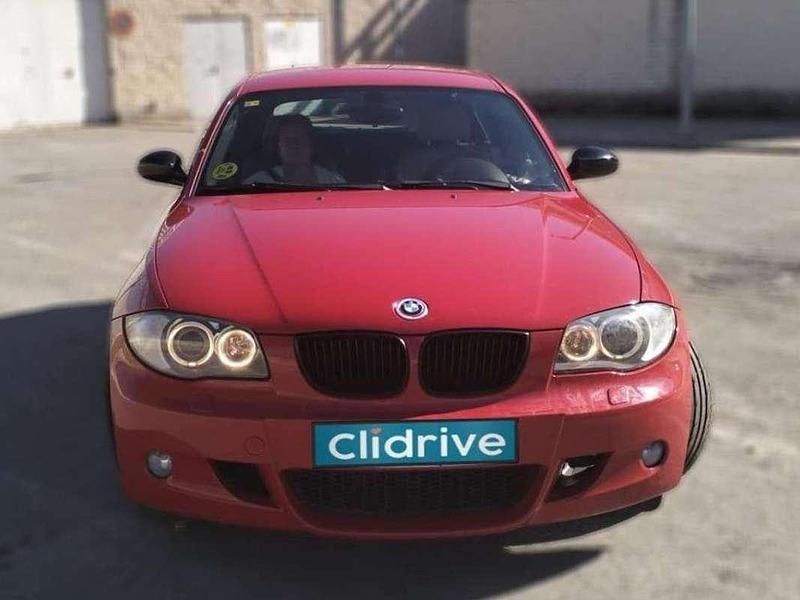 Usado BMW 118 150 CV (110 kW) 2009 Rojo Utilitario