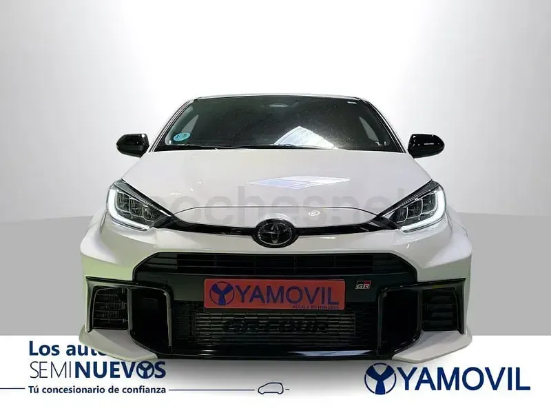 Usado Toyota Yaris 276 CV (202 kW) 2024 Blanco Utilitario