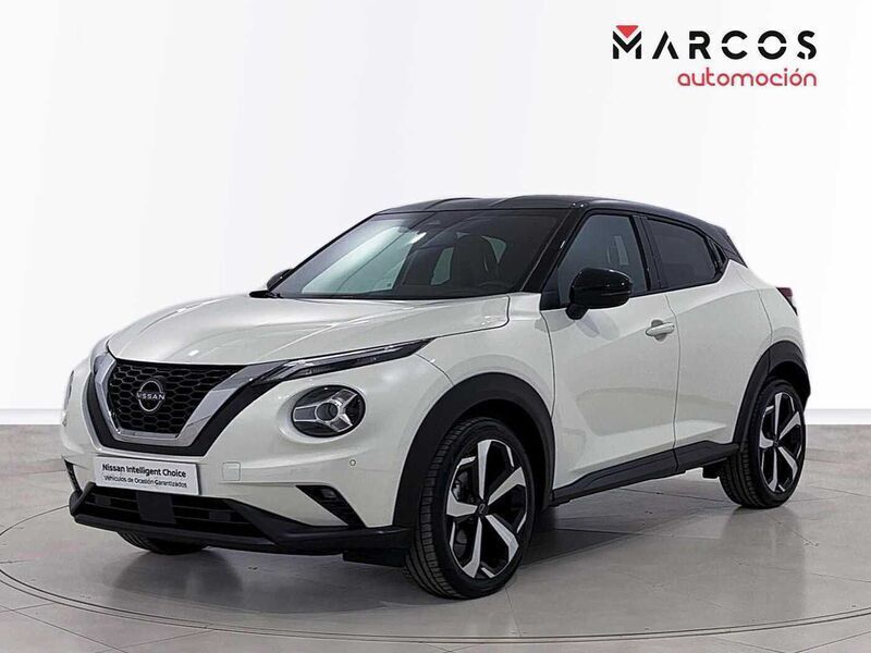 Lunar white + midnight black Usado 2023 Nissan Juke Tekna SUV | 23.800 € (Un poco caro) - Imagen 1/4