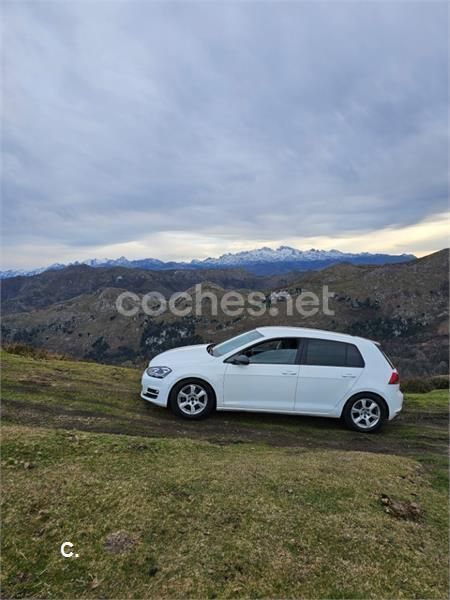 Blanco Usado 2015 VW Golf Sportsvan Advance Monovolumen | 10.000 € (Precio justo) - Imagen 1/4