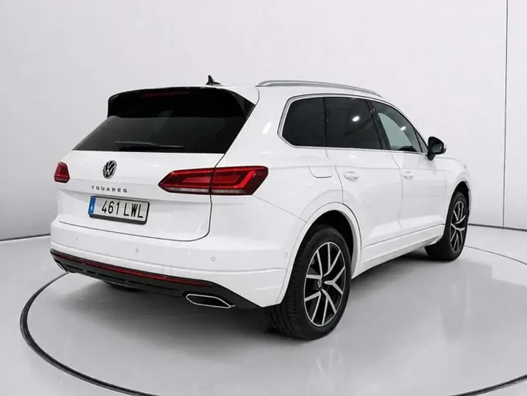 Usado VW Touareg Elegance 286 CV (210 kW) 2022 Blanco SUV