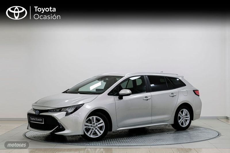 Usado Toyota Corolla Active 122 CV (89 kW) 2020 Plateado Familiar