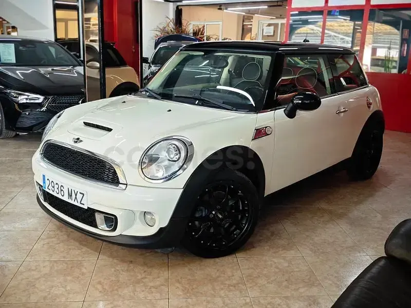 Usado Mini Cooper SD Coupé 143 CV (105 kW) 2012 Beige Coupe