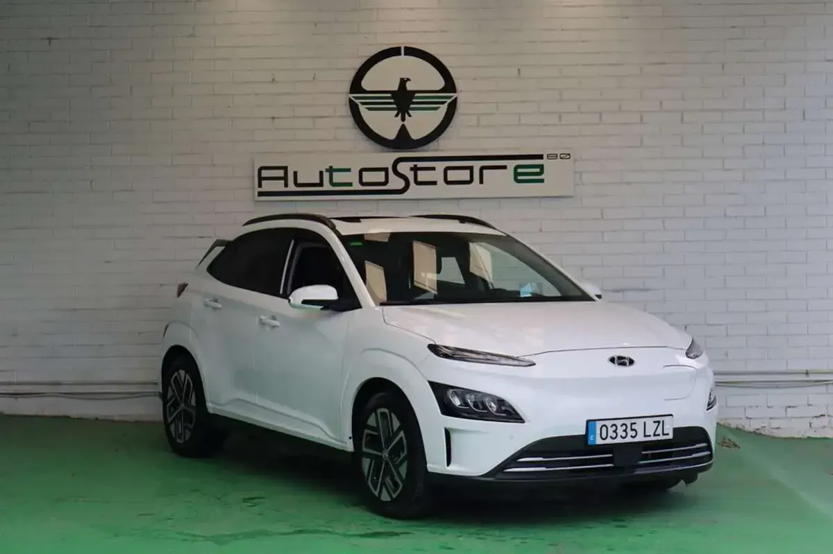 Usado Hyundai Kona Style 150 kW (204 CV) 2022 Blanco SUV