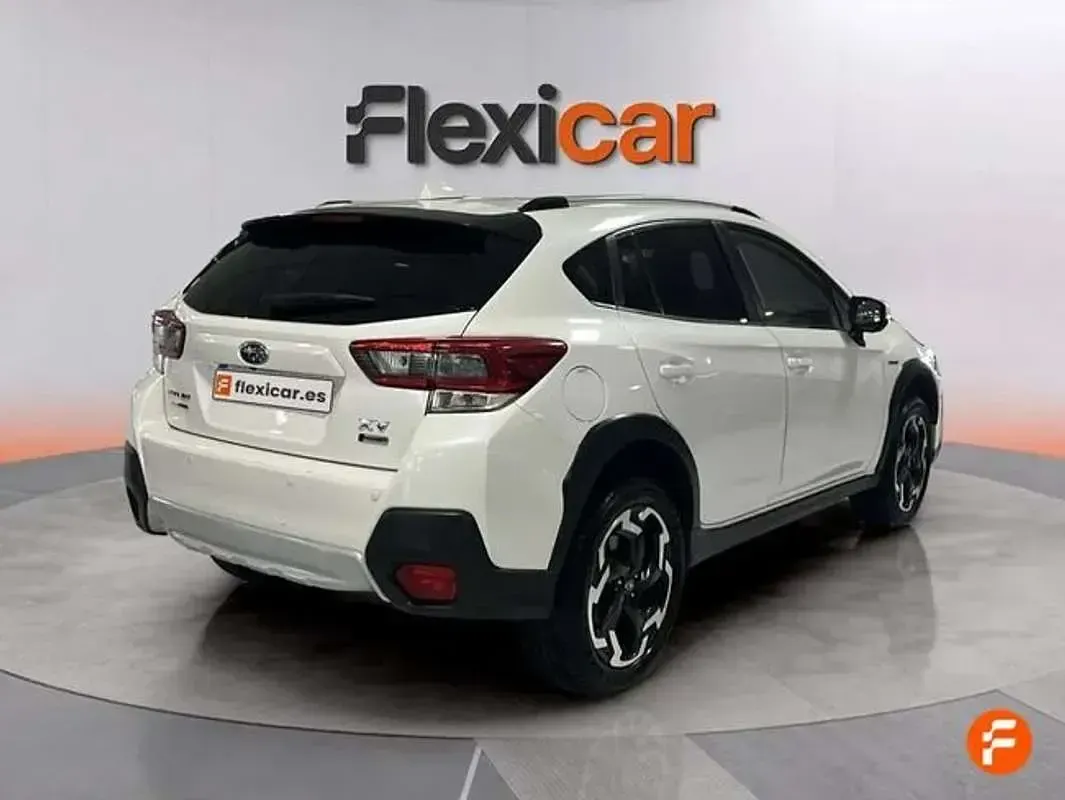 Usado Subaru XV 151 CV (111 kW) 2023 Blanco SUV