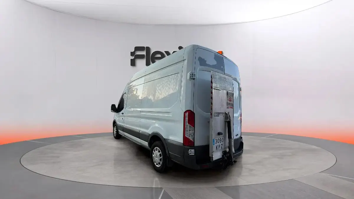 Usado Ford Transit 170 CV (125 kW) 2018 Blanco Van