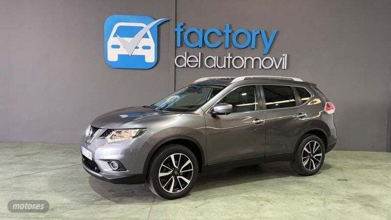 Usado Nissan X-Trail N-Connecta 128 CV (94 kW) 2016 Gris SUV