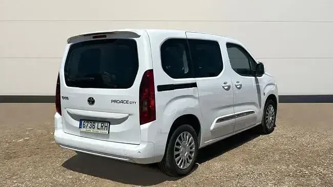 Usado Toyota Proace Verso Active 110 CV (80 kW) 2021 Blanco Familiar