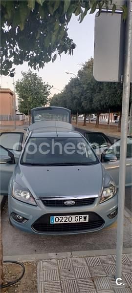 Gris / plata Usado 2009 Ford Focus Berlina | 3000 € (Buen precio) - Imagen 1/4